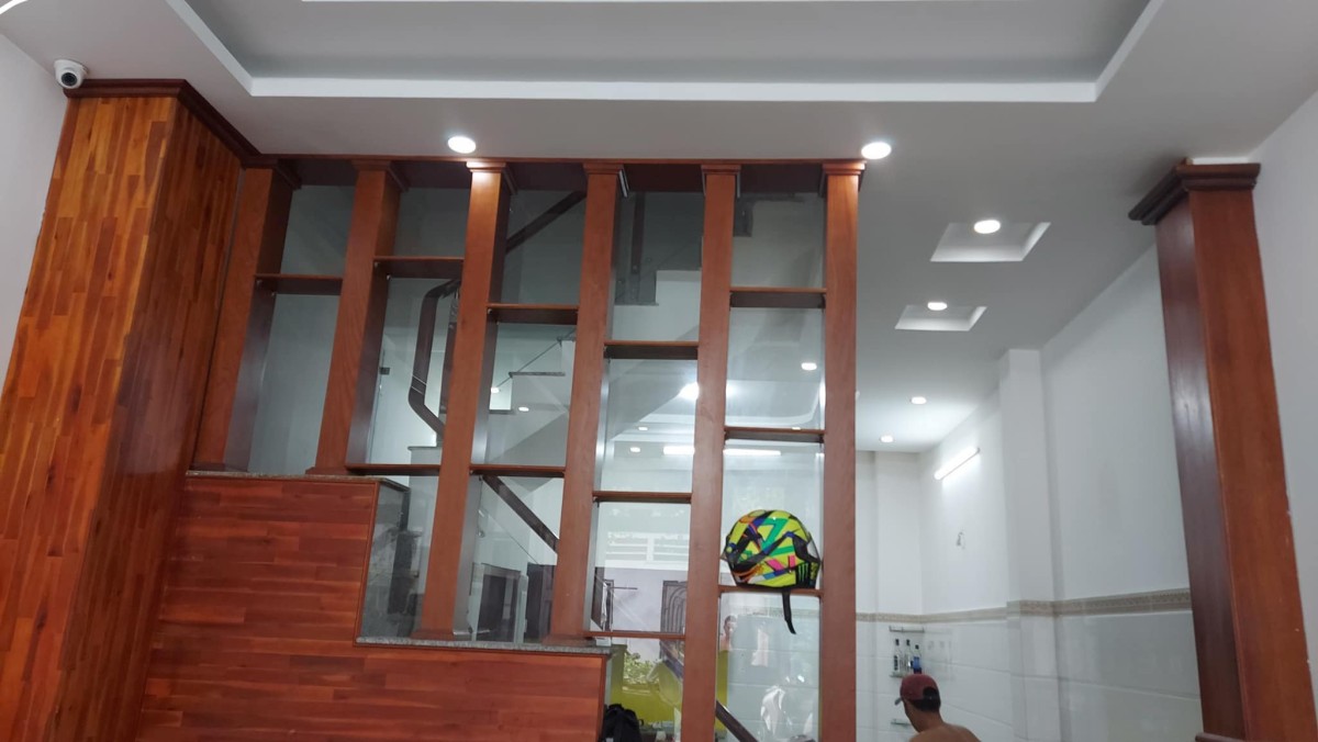 Đường xe hơi thẳng 1 trục Tân Phú, sổ vuông như tờ A4, 4 tầng, 4pn, dt 53m2