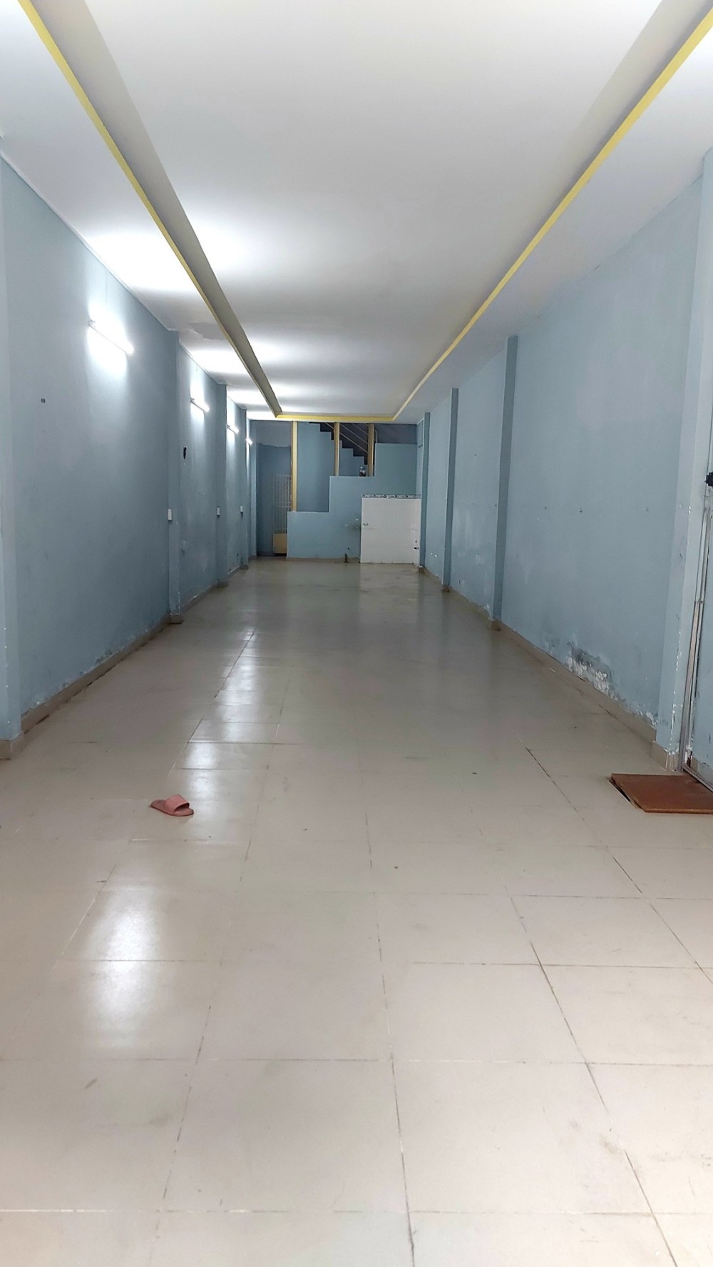 Bán đất tặng nhà đường Hòa Bình, Tân Phú, diện tích 100m² x 2 tầng, giá 7 tỷ
