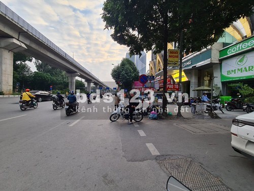 Nhà mới đẹp Trần Phú – Trung tâm quận Hà Đông – Cách 20m là bãi ô tô đỗ ngày đêm
