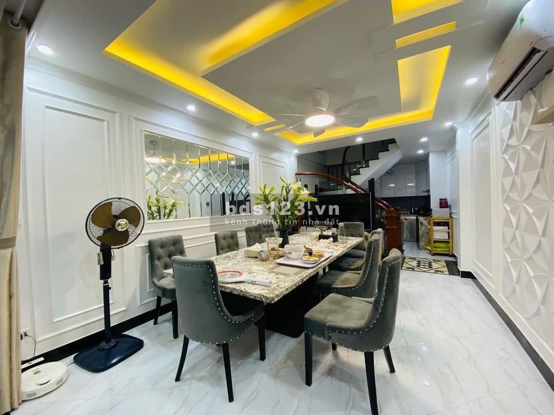 Bán Nhà Ngõ 325, Kim Ngưu HBT, Ngõ 2 Ô Tô Tránh, DT 35m², giá 4,35 tỷ