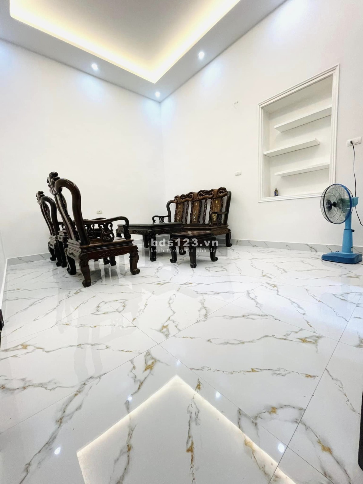 Bán nhà phố cửa Bắc Quận Ba Đình 50m ra phố phù hợp cho…