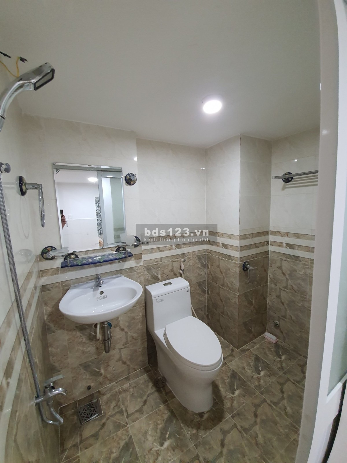 DUPLEX SIÊU XINH, FULL NỘI THẤT, GIÁ SINH VIÊN, GẦN KHU PHÚ MỸ HƯNG!!!