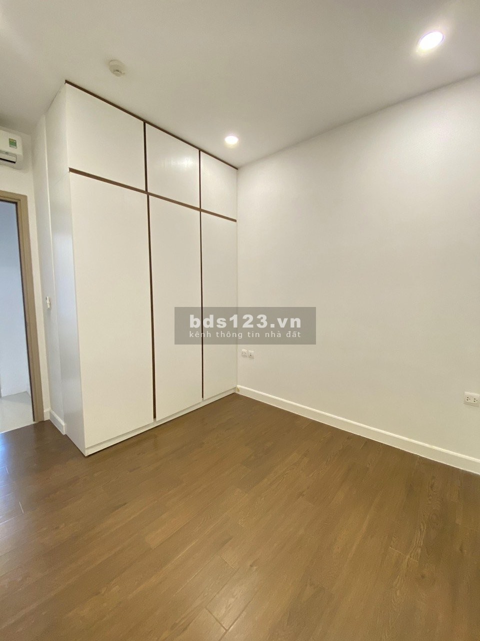 Cần bán căn 2PN- The Prince Residence, Phú Nhuận-5.2 tỷ