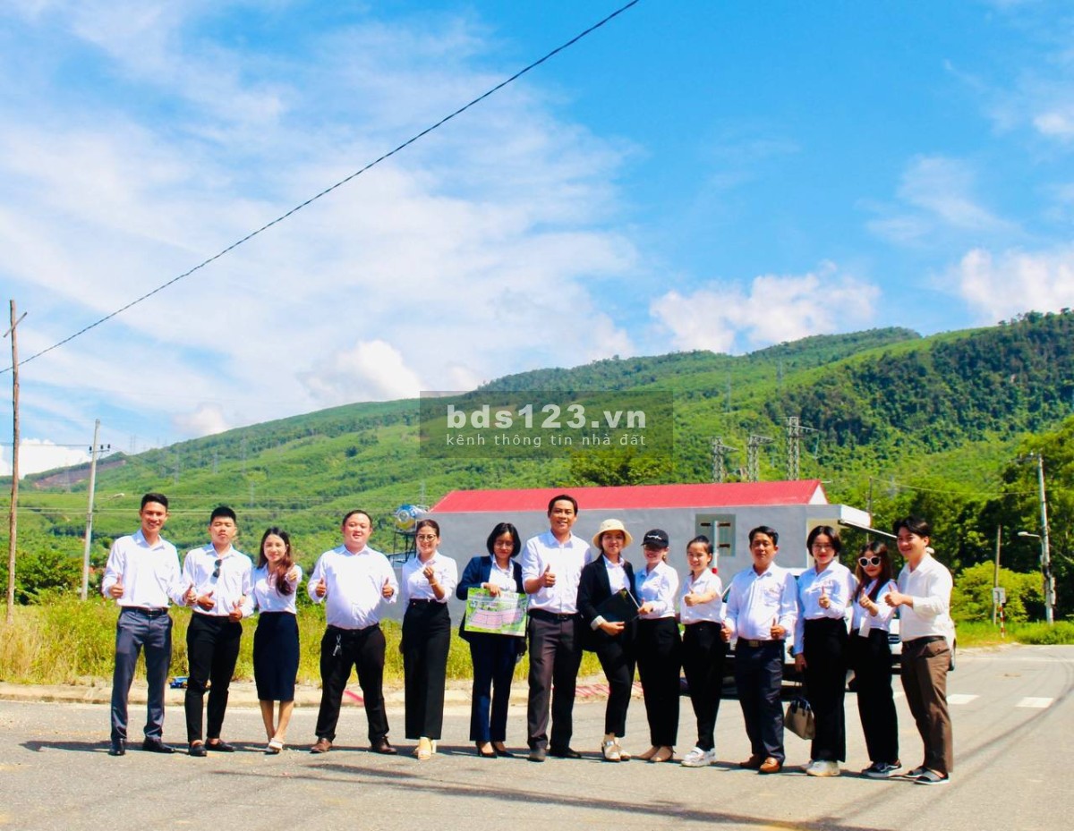 Bán đất huyện Nam Giang Quảng Nam giá chỉ 650 triệu, ngay khu du lịch thác Ngàn Khe