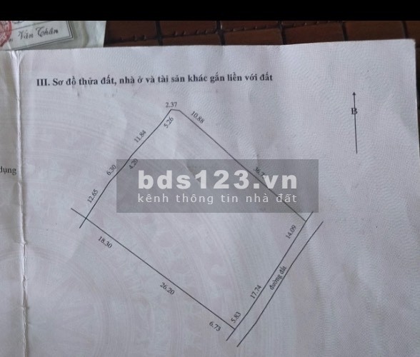 Cần ra nhanh lô đất ngay khu dân cư, ngay sông , giá được cắt lỗ 275tr/sào