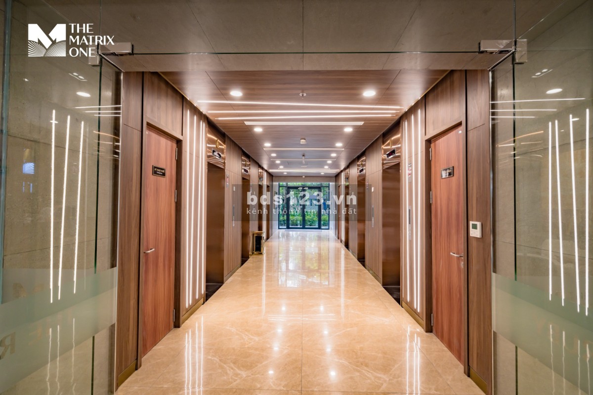 Bán gấp căn 4 pn, DT 160m2 giá 9tỷ. Nhận nhà ở luôn, BRG Diamond Residence, Thanh Xuân 0988 278 786