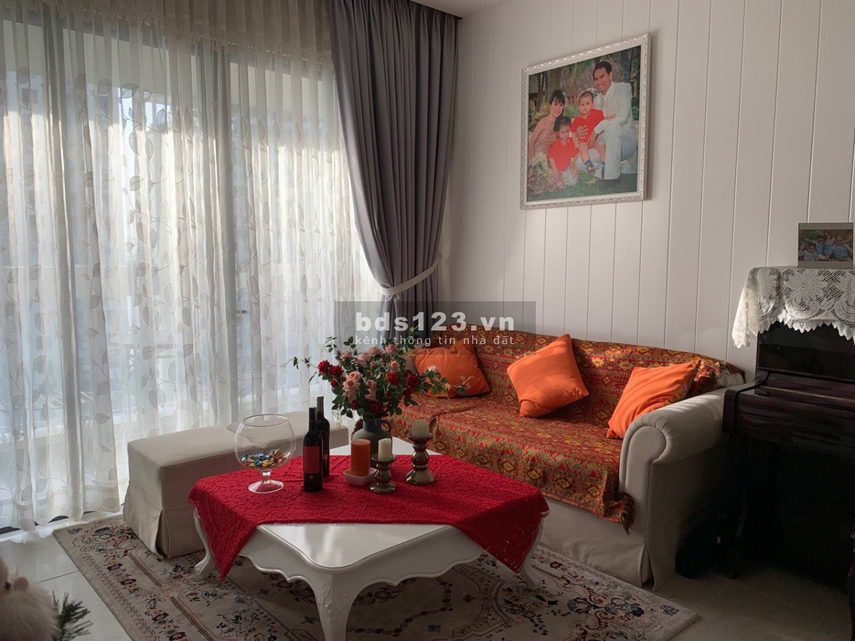 Chuyển Nhượng 2PN TầnG Cao Giá Tốt Nhất Đảo Kim Cương lh 0935623079