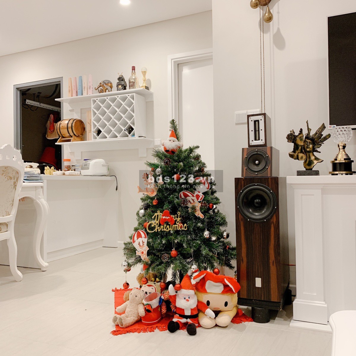Chuyển Nhượng 2PN TầnG Cao Giá Tốt Nhất Đảo Kim Cương lh 0935623079