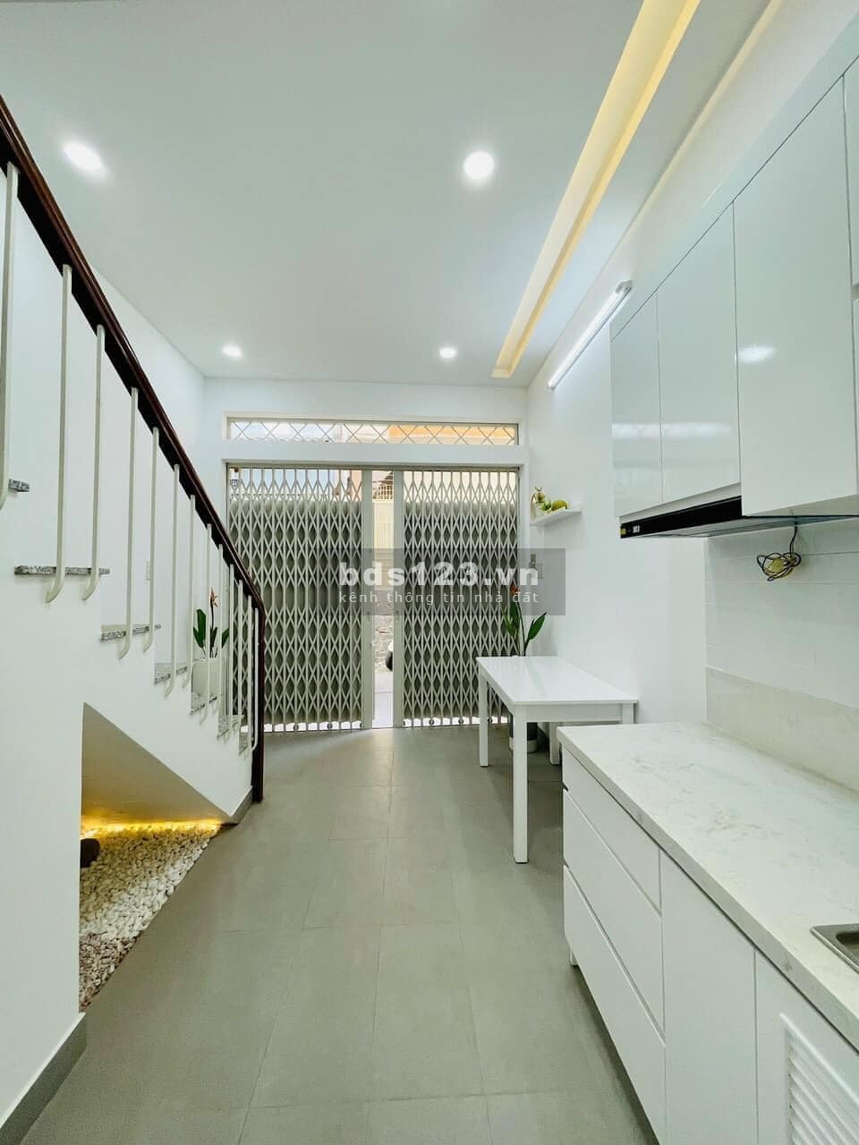 SIÊU PHẨM NHÀ ĐẸP, PHÚ NHUẬN, 64m2, HẺM XE HƠI, NỘI THẤT ĐẦY ĐỦ, GIÁ CHỈ 5 TỶ(thương lượng)