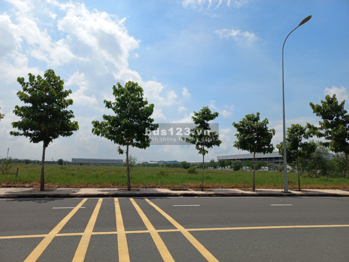 Bán đất KCN Dầu Giây - Đồng Nai. Bán đất 23.568m2 trong KCN Dầu Giây - Đồng Nai