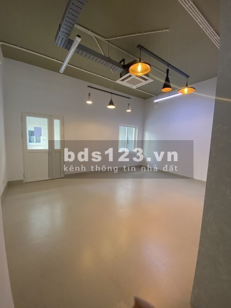 Cho thuê văn phòng saritown sala 85m2 - Hoàn thiện có thang máy