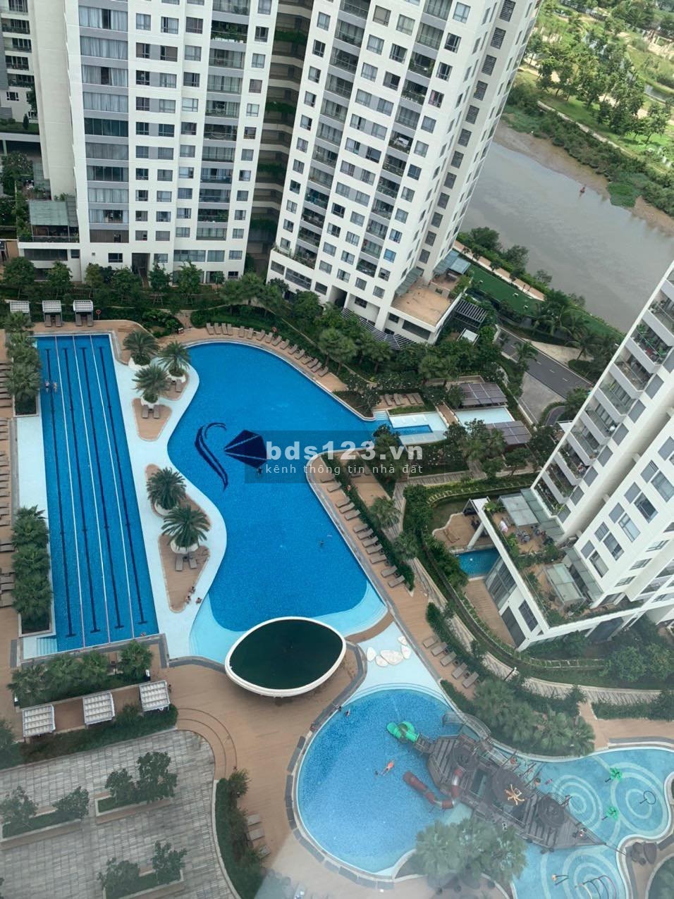 Bán căn 3 Phòng ngủ tại Diamond island quận 2, giá tốt nhất dự án 10.3 tỷ, full NT.LH: 0931300991