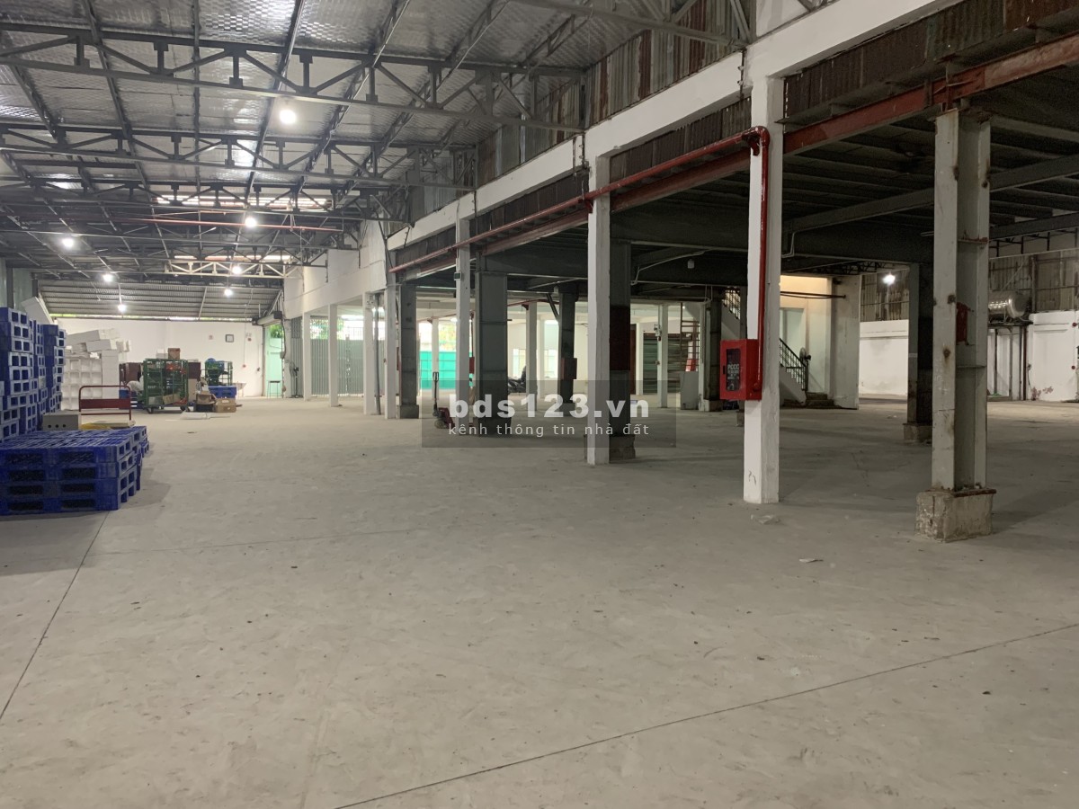 Chính chủ: cho thuê kho diện tích 2500m2 Nguyễn Văn Quá, Quận 12
