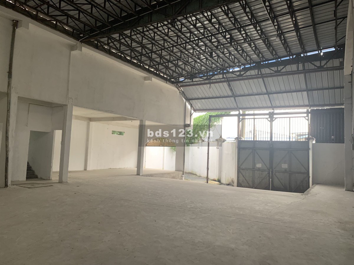 Chính chủ: cho thuê kho diện tích 2500m2 Nguyễn Văn Quá, Quận 12