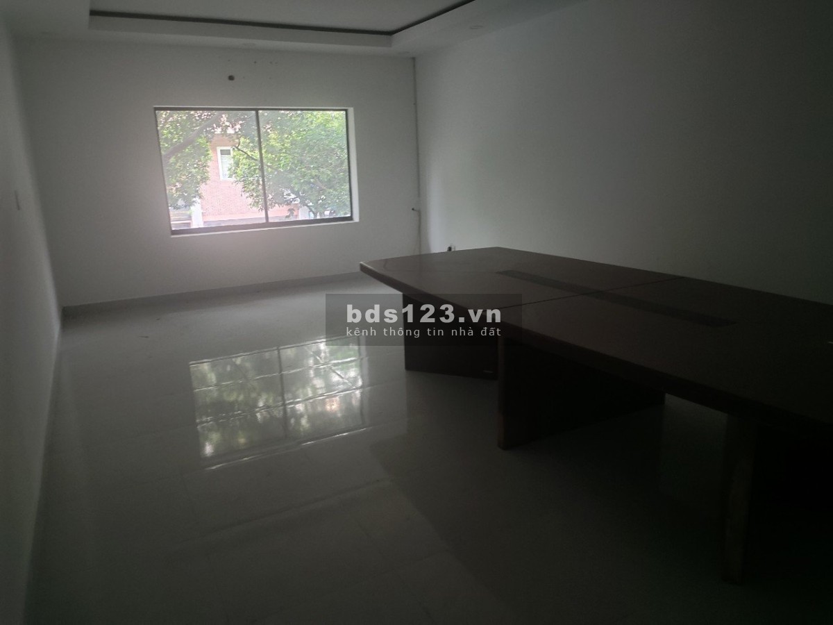 Cho thuê mặt bằng làm văn phòng tại Quận 11 tiện ích đầy đủ