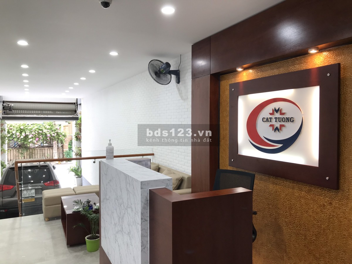 Chính chủ cần cho thuê văn phòng tại tòa nhà gần Sân bay Tân Sơn Nhất