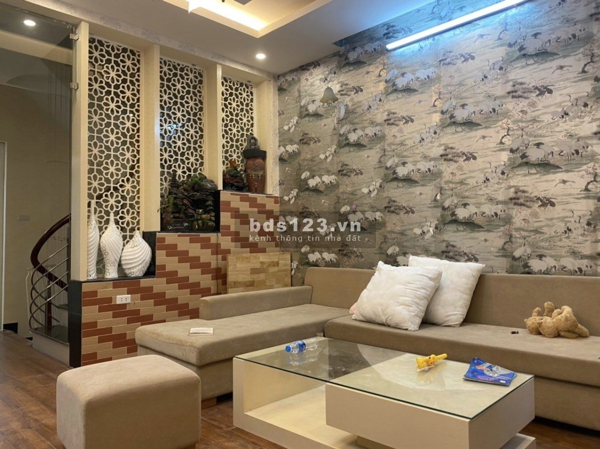 Bán nhà đẹp Võ Thị Sáu, đường ô tô, KD, view hồ, DT 49m² x 5 tầng, giá chưa tới 10 tỷ