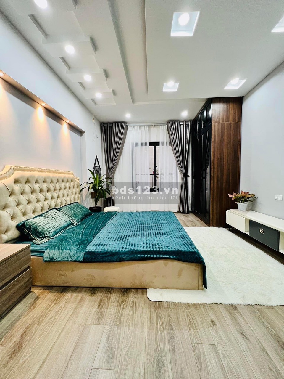 Bán nhà mới siêu đẹp phố Trường Chinh tặng FULL nội thất nhập khẩu, sổ đỏ
