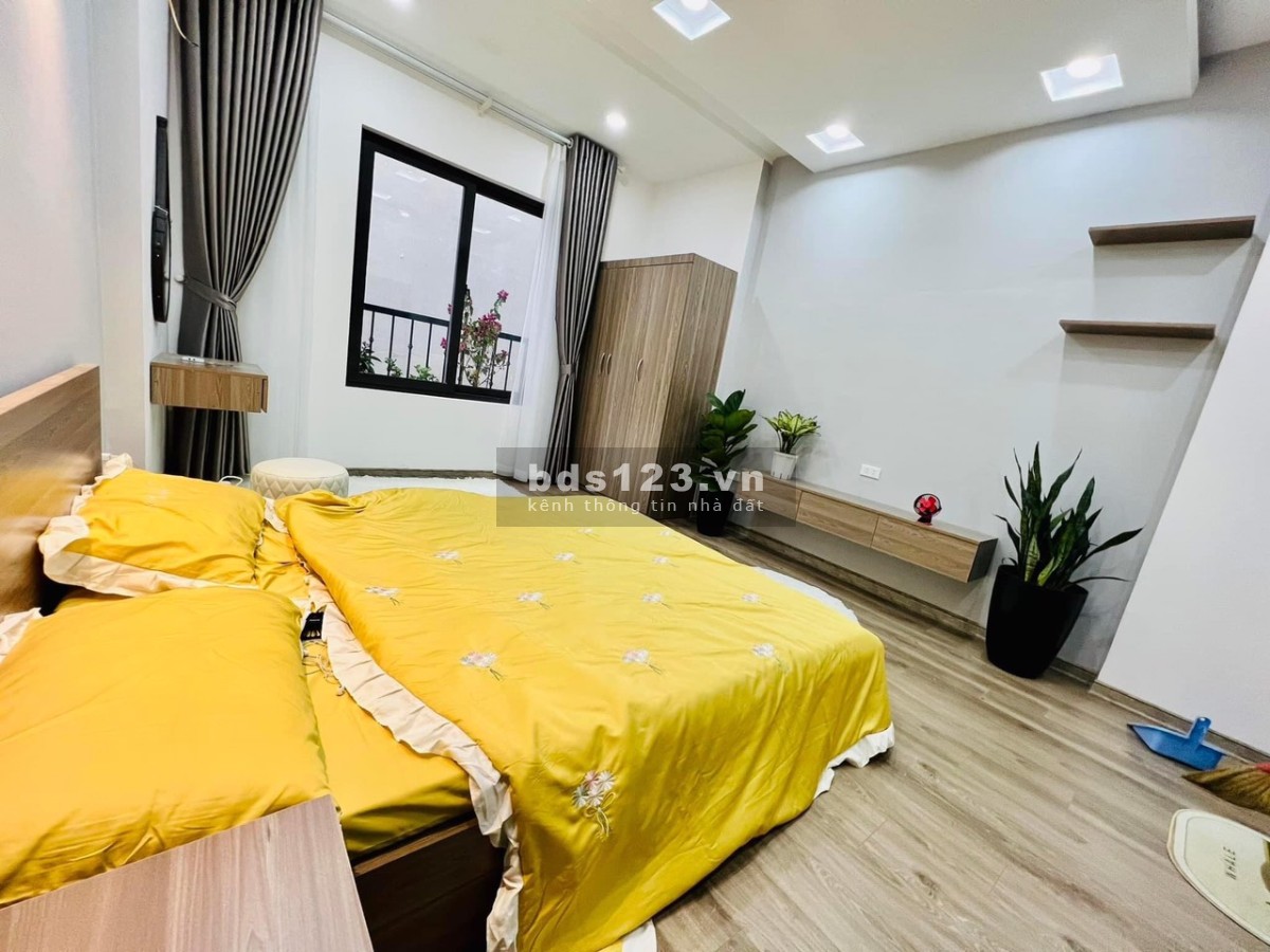 Bán nhà mới siêu đẹp phố Trường Chinh tặng FULL nội thất nhập khẩu, sổ đỏ