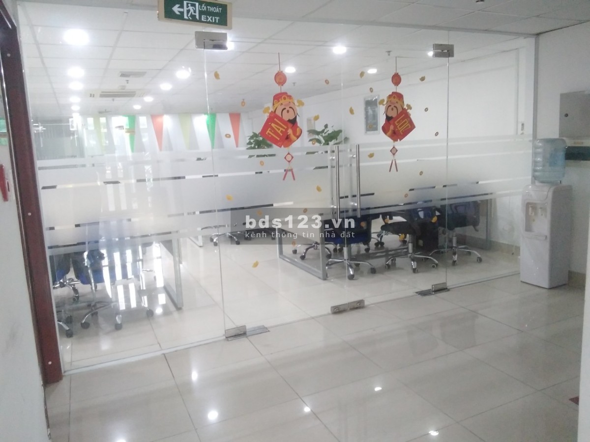 Văn phòng diện tích 108m2 mặt tiền Lý Thường Kiệt, Tân Bình
