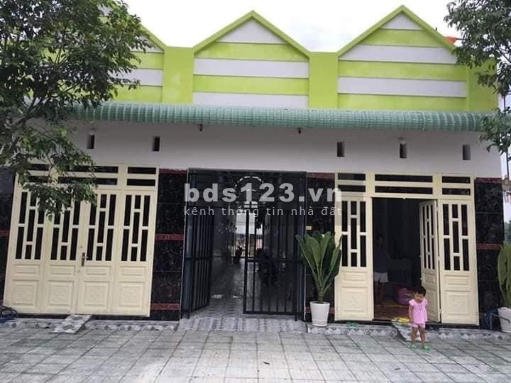 Chính chủ cần bán 2 dãy trọ 360m2(10x36m) kinh doanh ổn định, dân đông, ngay KCN Mỹ Phước 3.