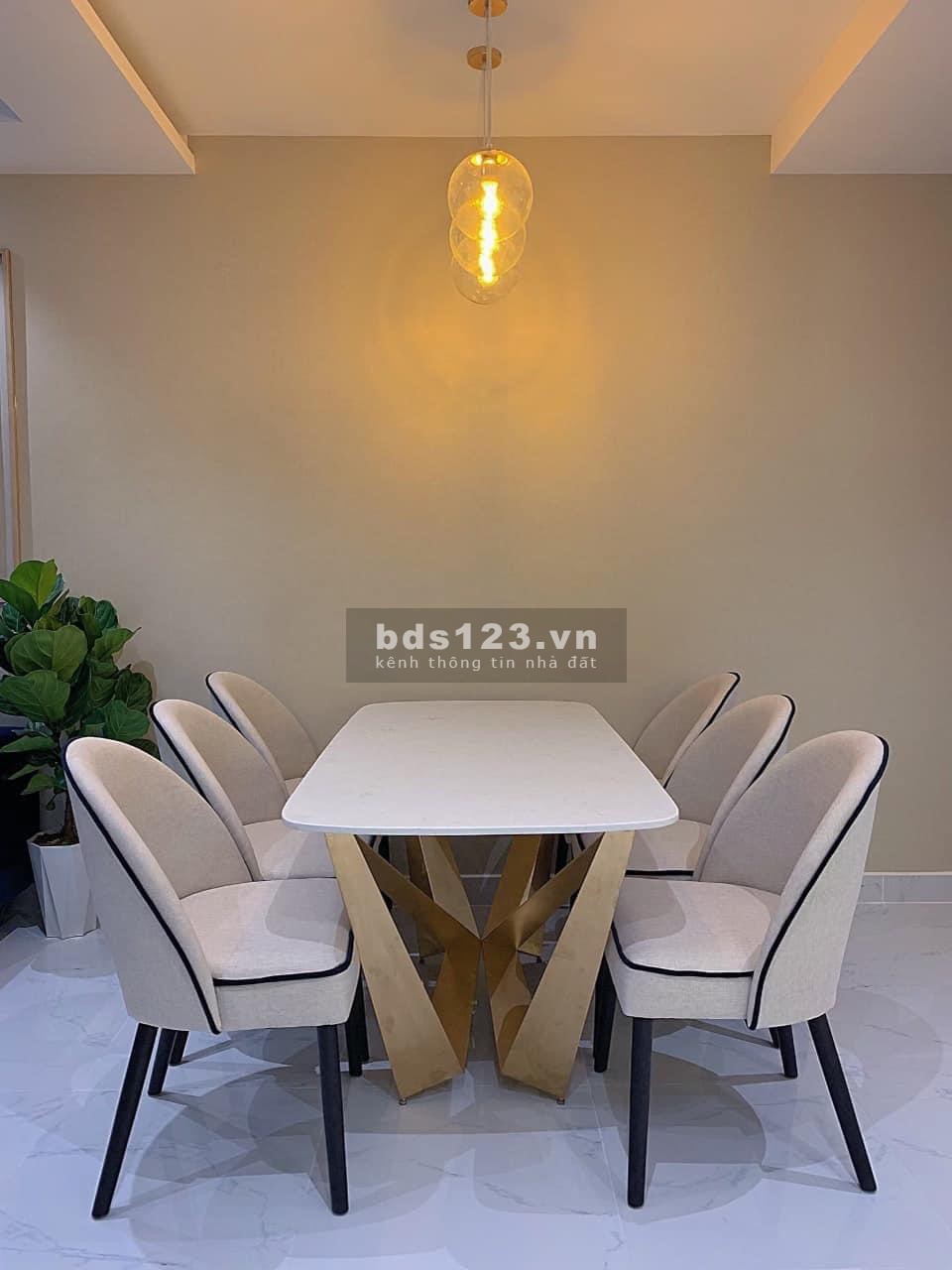 Terra Royal cho thuê 2PN giá 22 triệu/tháng liên hệ 0362668864