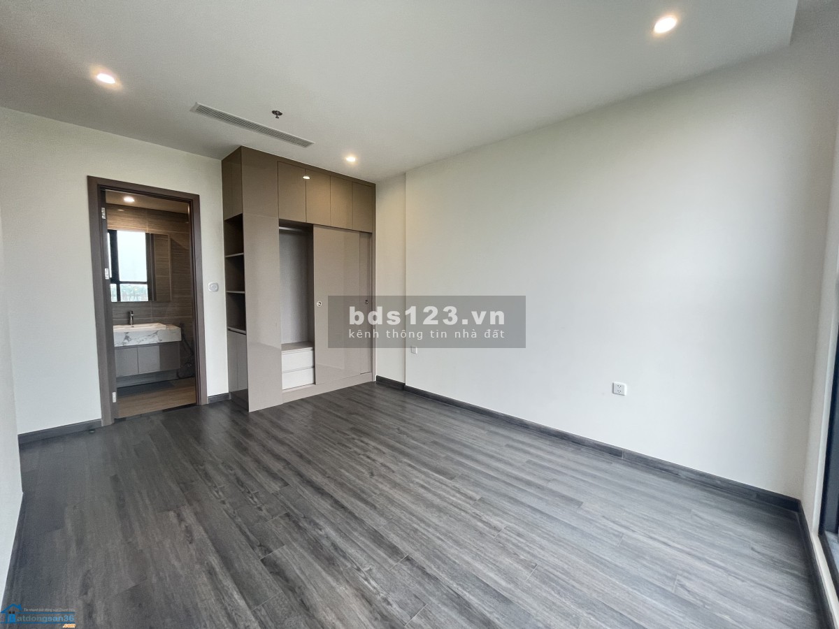 Cắt lỗ 300tr căn 1PN phân khu Zenpark giá 1.57 tỷ, khu cao cấp nhất Ocean Park, sảnh lễ tân