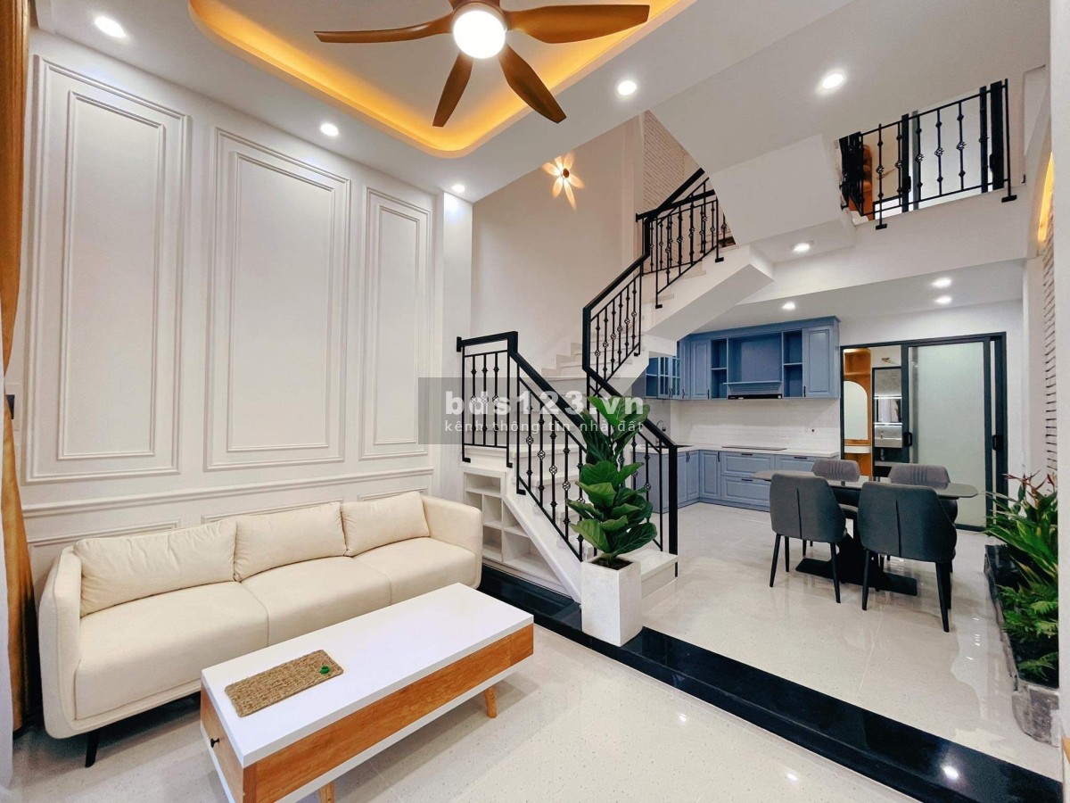 Nợ Ngân hàng cần bán gấp nhà gần chợ Đầu mối, khu an ninh