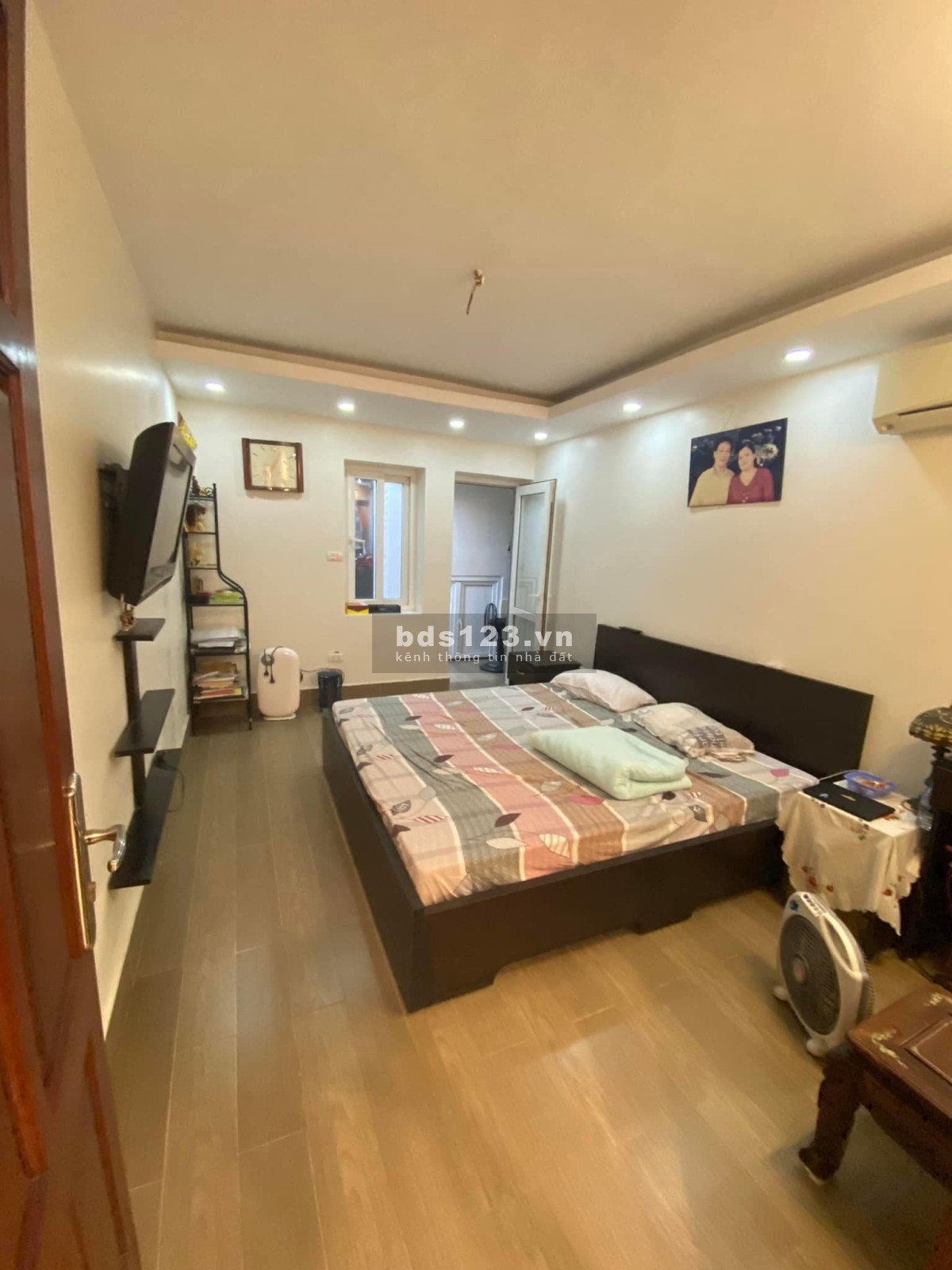 Bán gấp nhà giá rẻ tại Nam Đồng, DT 140m², giá 8,2 tỷ có thương lượng