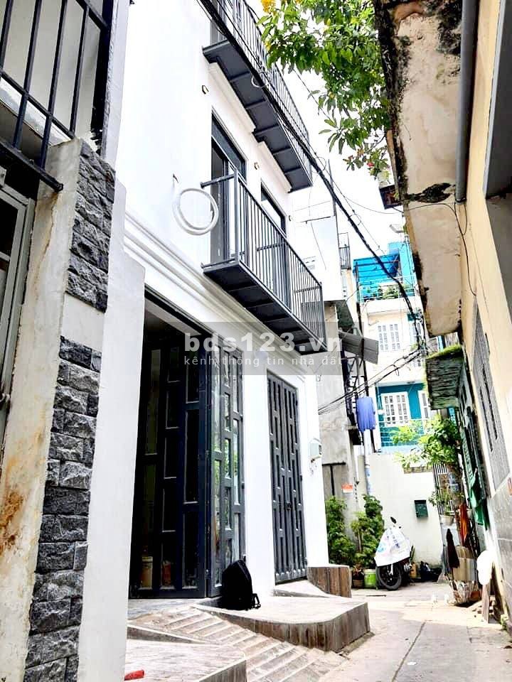 Bán nhà trong hẻm phường 7, Phú Nhuận, dtsd 70m2, giá chỉ 6 tỷ, dòng tiền 40 triệu