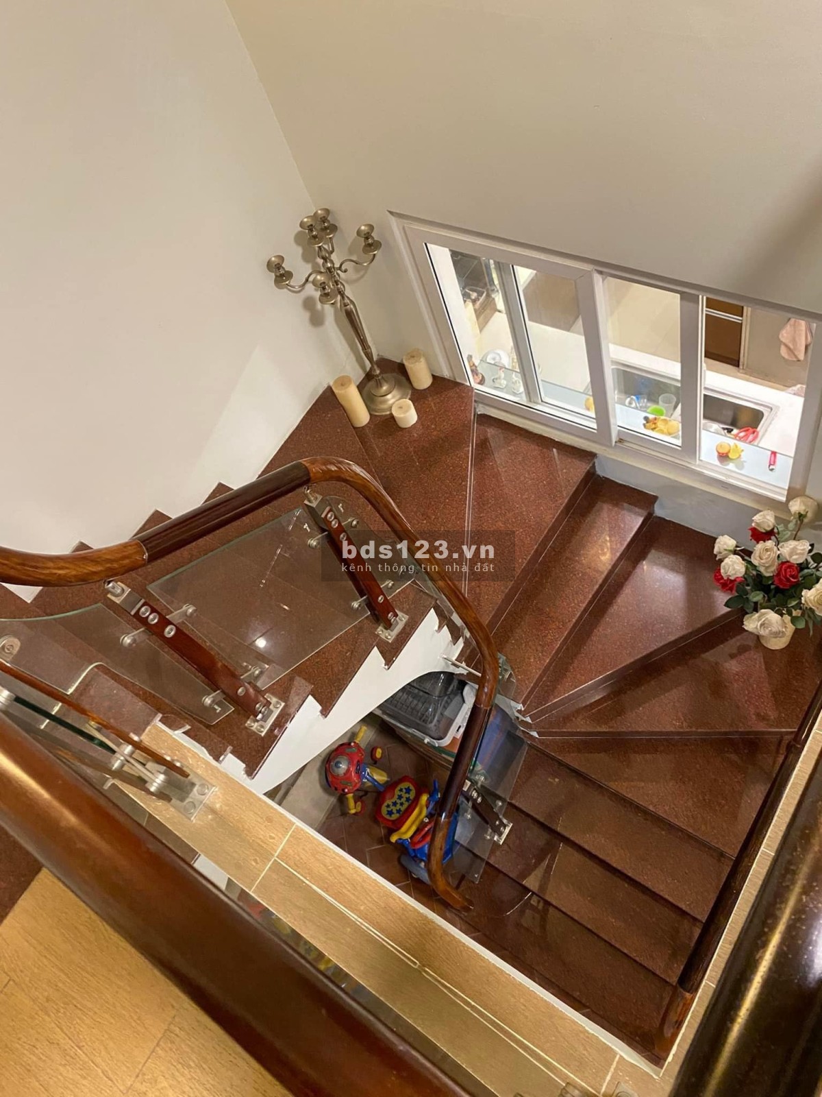 Bán gấp nhà giá rẻ tại Nam Đồng, DT 140m², giá 8,2 tỷ có thương lượng