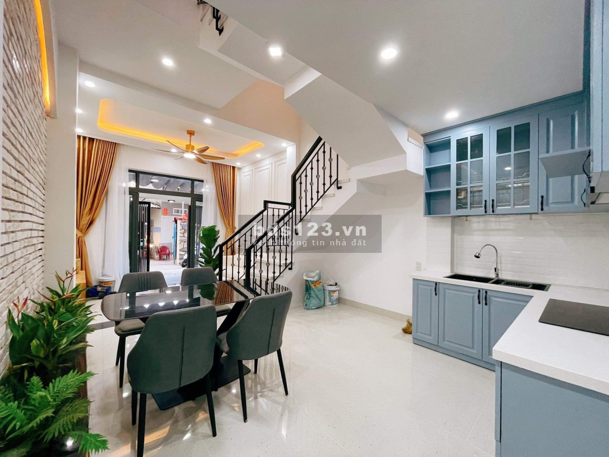Nợ Ngân hàng cần bán gấp nhà gần chợ Đầu mối, khu an ninh