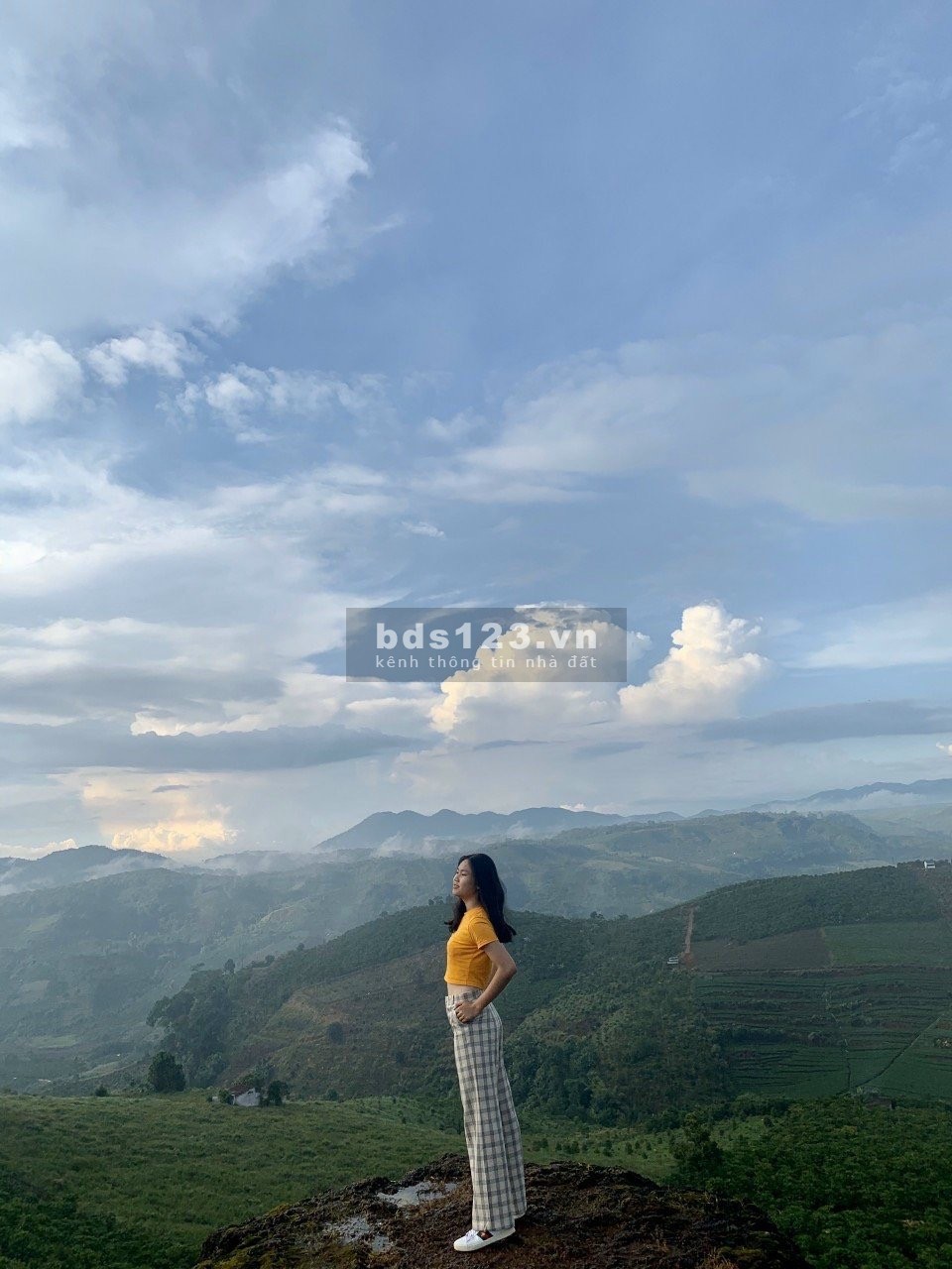 Thổ cư + Sổ sẵn + View núi + 2 mặt tiền + GIÁ 4TR1 (có THƯƠNG LƯỢNG)