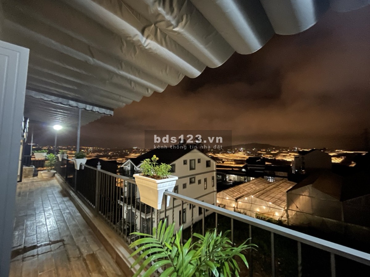 Bán nhanh biệt thự Đà Lạt Phường 12 đường lớn, giá tốt