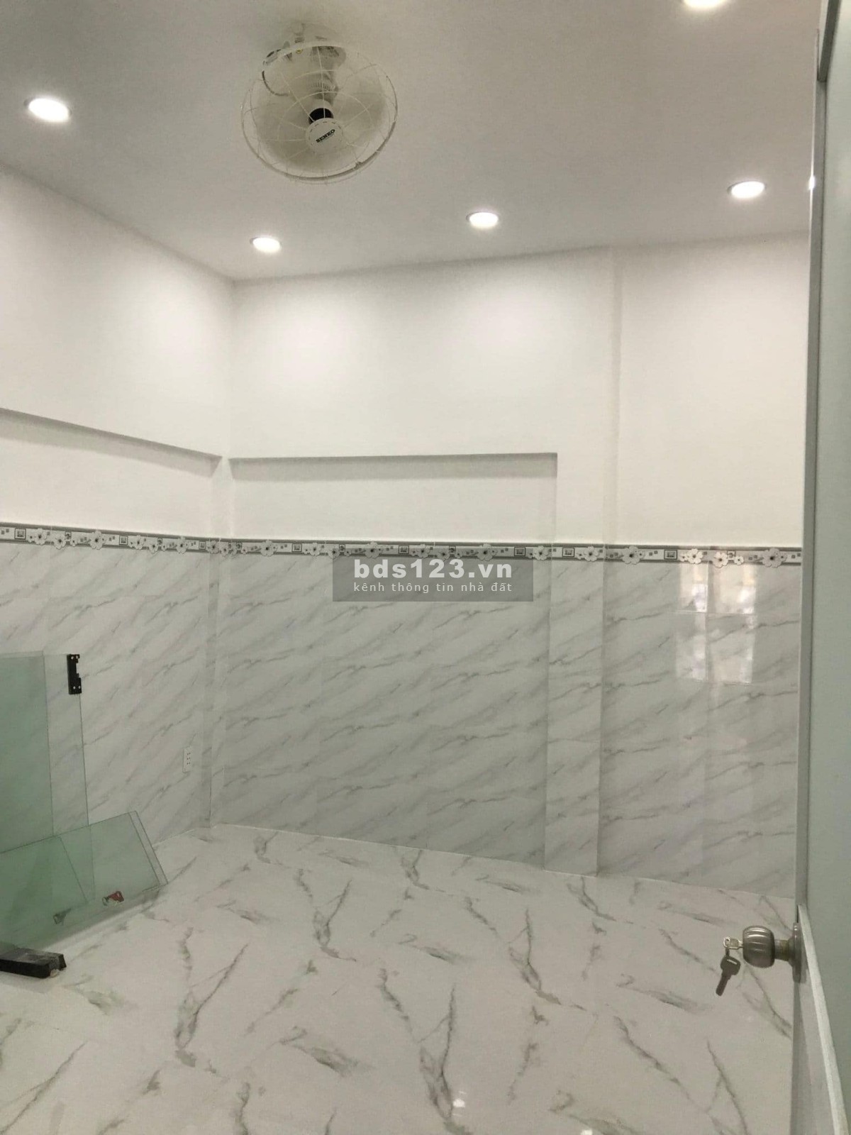 Bán nhà mặt tiền KD Thích Quảng Đức, diện tích 80m² x 2 tầng, giá 9,5 tỷ