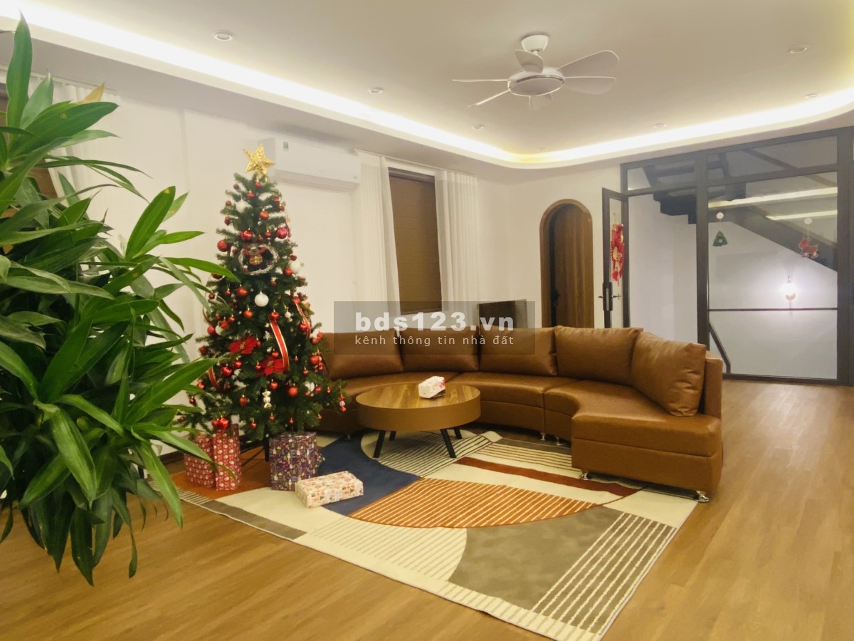 Bán nhà phố tại phường Hùng Thắng Bãi Cháy, Hạ Long, LH 0849271084
