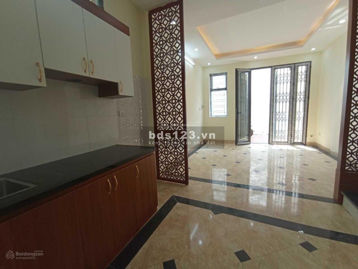 Bán nhà sát khu biệt thự cao cấp Bộ Công An, DT 34m², nhỉnh giá 3 tỷ
