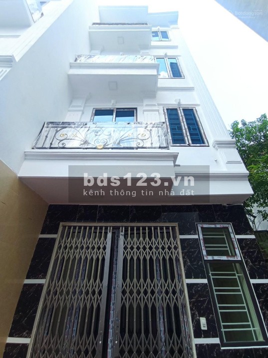 Bán nhà sát khu biệt thự cao cấp Bộ Công An, DT 34m², nhỉnh giá 3 tỷ
