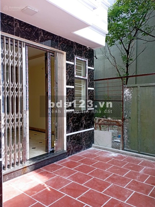 Bán nhà sát khu biệt thự cao cấp Bộ Công An, DT 34m², nhỉnh giá 3 tỷ