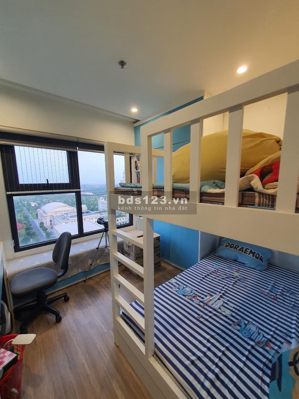 Rẻ nhất Vinhomes Gia Lâm, căn 2pn, 2wc view hoa hậu, giá chỉ còn 1.8 tỷ, lh 0987767788