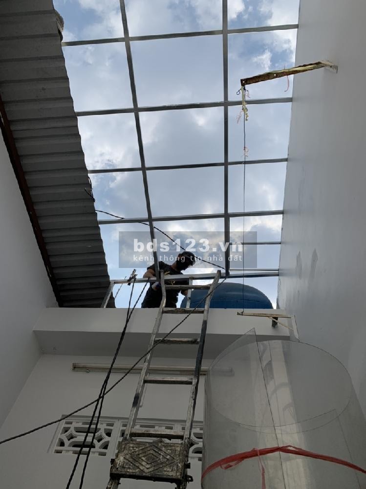 Bán nhà hẻm xe hơi Hương Lộ 3, quận Bình Tân, giá 4,2 tỷ đồng LH 08.777.37.357