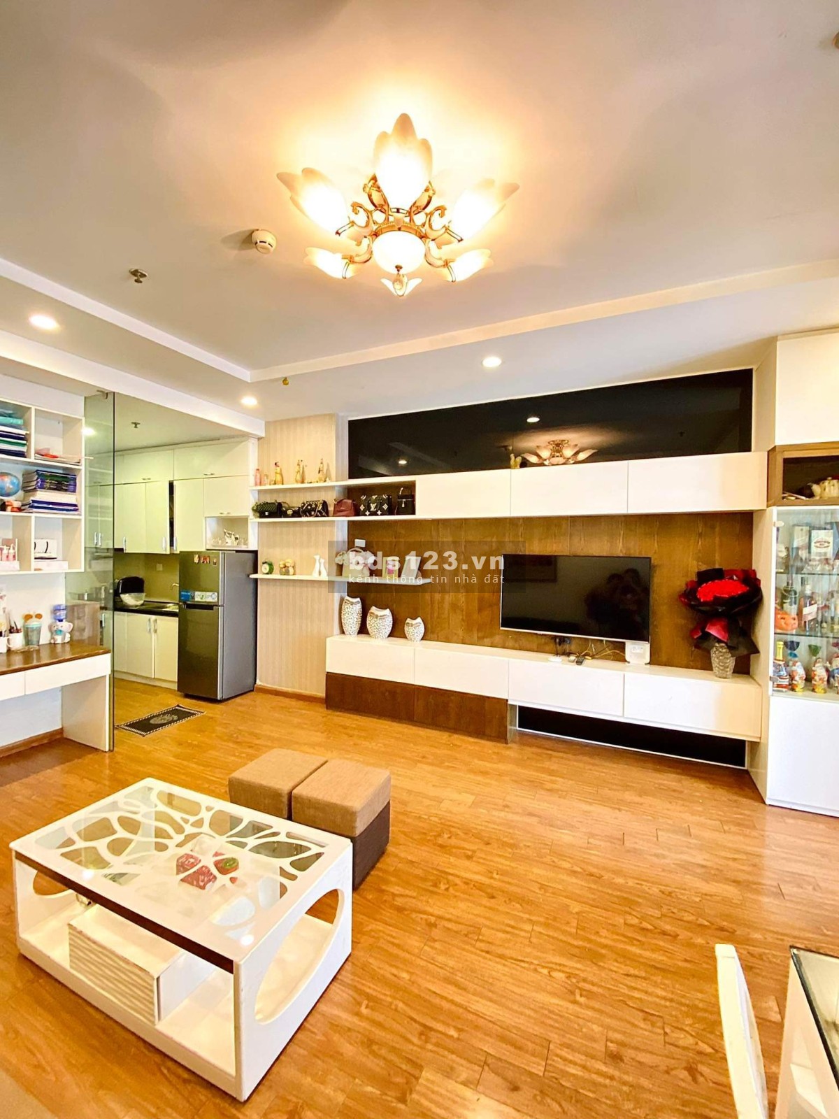 Bán căn 1 phòng ngủ dt 47m2, Times City Minh Khai đầy đủ đồ giá 2.6 tỷ