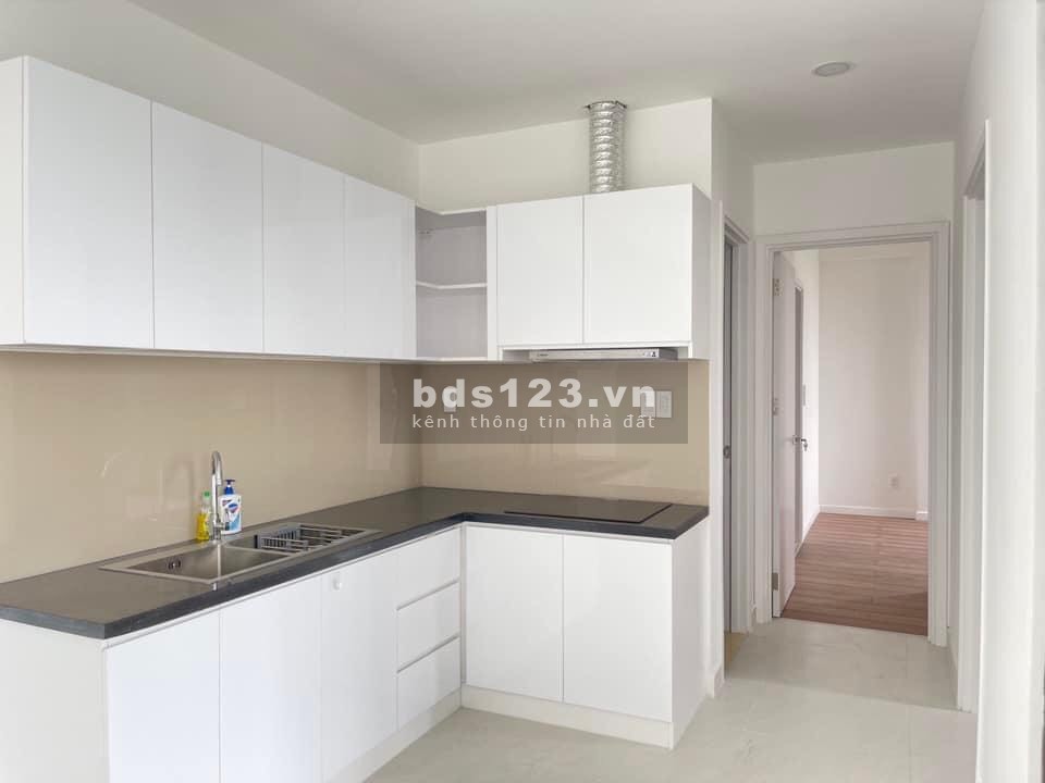 Bán căn hộ Quận 9 3pn, dt 112m2-118m2, gần uỷ ban trường, sổ đỏ chỉ 36 triệu/m2