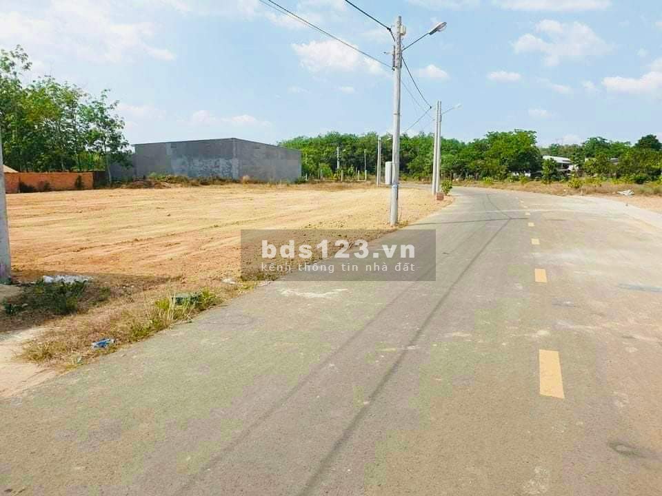 Cần bán gấp đất thổ cư tại Đồng Phú giá rẻ chỉ 490tr, diện tích rộng 250m2