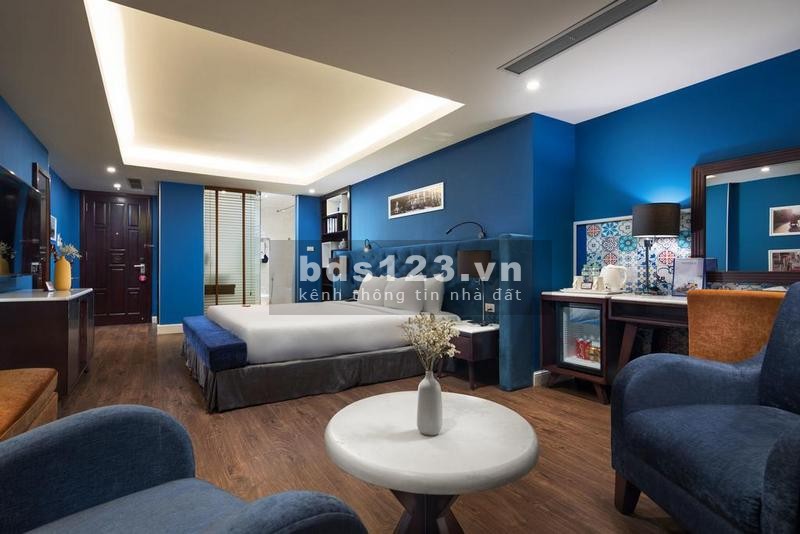 Cho thuê khách sạn đẹp 34 phòng full nội thất mặt tiền trung tâm phường 2 gần biển.