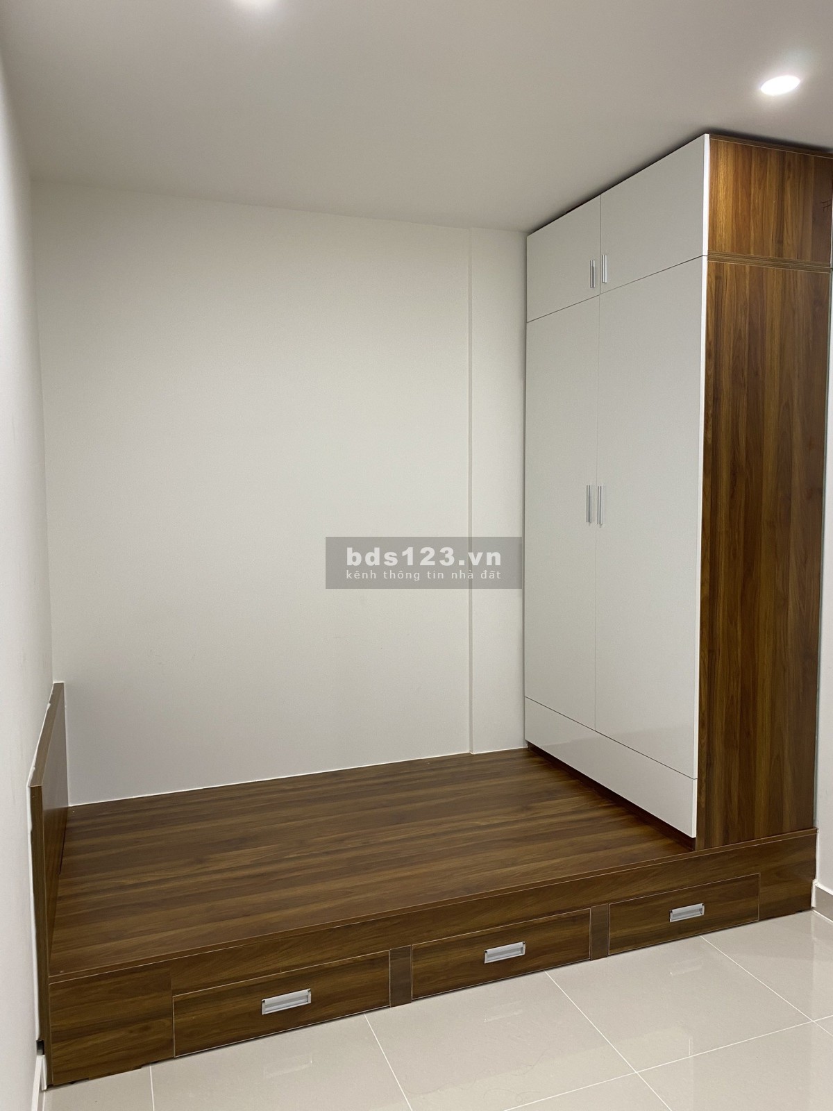 Cho thuê căn 1pn+53m2 tầng cao mát mẻ, full nội thất Q7 Saigon Riverside như hình giá 11 triệu