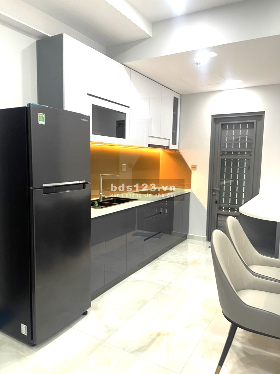 Cho thuê căn hộ cao cấp The Ascentia 1000$ diện tích sử dụng 75m2, 2 phòng ngủ