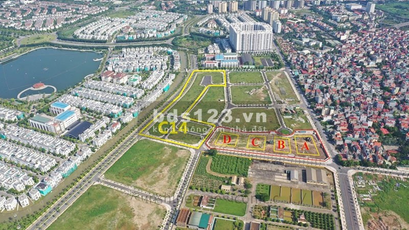 Bán nhà mặt phố 2 mặt tiền-7,2m Mai Phúc, Long Biên. Đối diện trường VinSchool.Gía TT