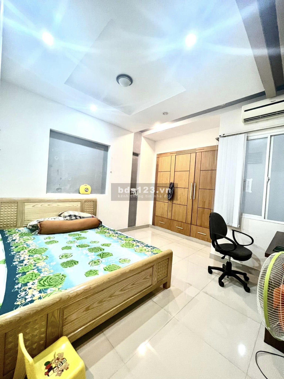 Bán nhà hẻm 5m diện tích 60m2, 4pn, Tây Thạnh Tân Phú, giá tốt