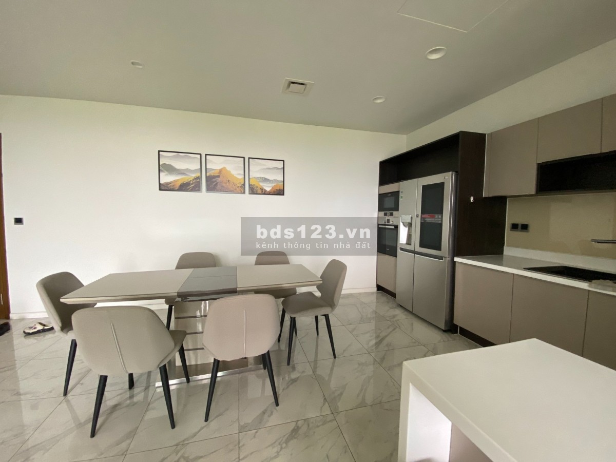 Cho thuê nhanh căn hộ Sarica 2PN, giá tốt nhất thị trường. Chỉ 30 triệu. LH 0937681186